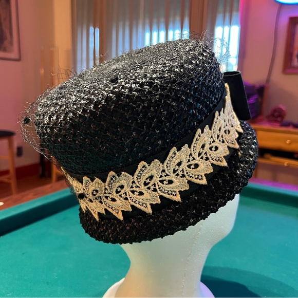 Antique Woman’s Pillbox style Hat 8 inch by “union”, made in the USA - Picture 3 of 8